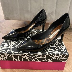 Diane Von Furstenberg Black Patent Heels